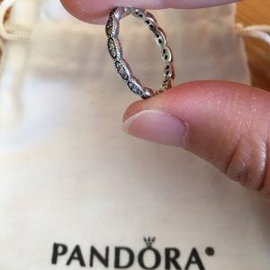 Pandora Jewelry - Pandora Sparkling Leaves Band Ring size 6 (52) Pandora Jewelry - Pandora Sparkling Leaves Band Ring size 6 (52)
